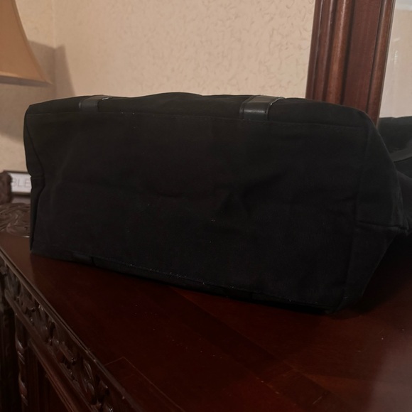 Large Victoria's Secret Tote - Picture 5 of 9